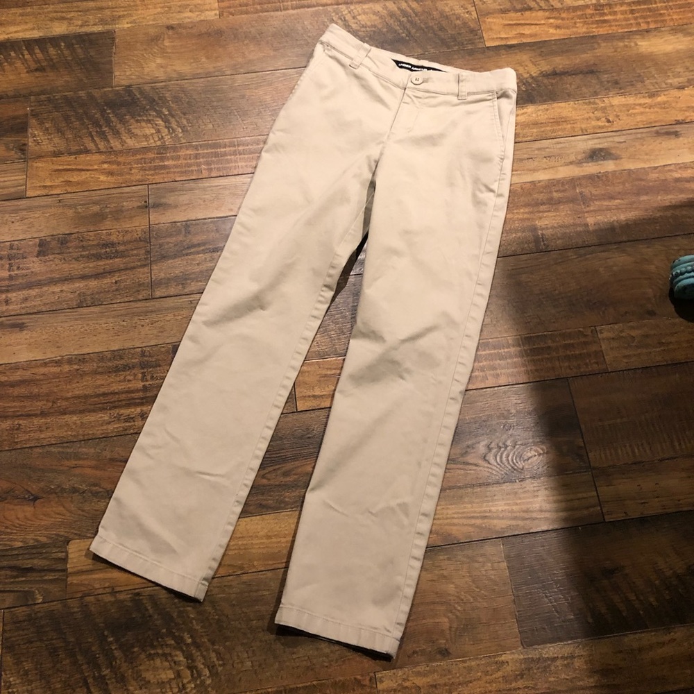 Under Armour khakis boys size 12. Great condition